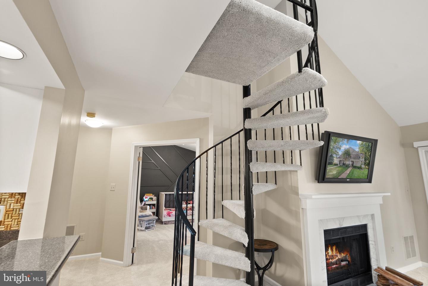 12306 FORT BUFFALO CIR, FAIRFAX, Virginia 22033, 1 Bedroom Bedrooms, ,1 BathroomBathrooms,Residential,For sale,12306 FORT BUFFALO CIR,VAFX2274402 MLS # VAFX2274402
