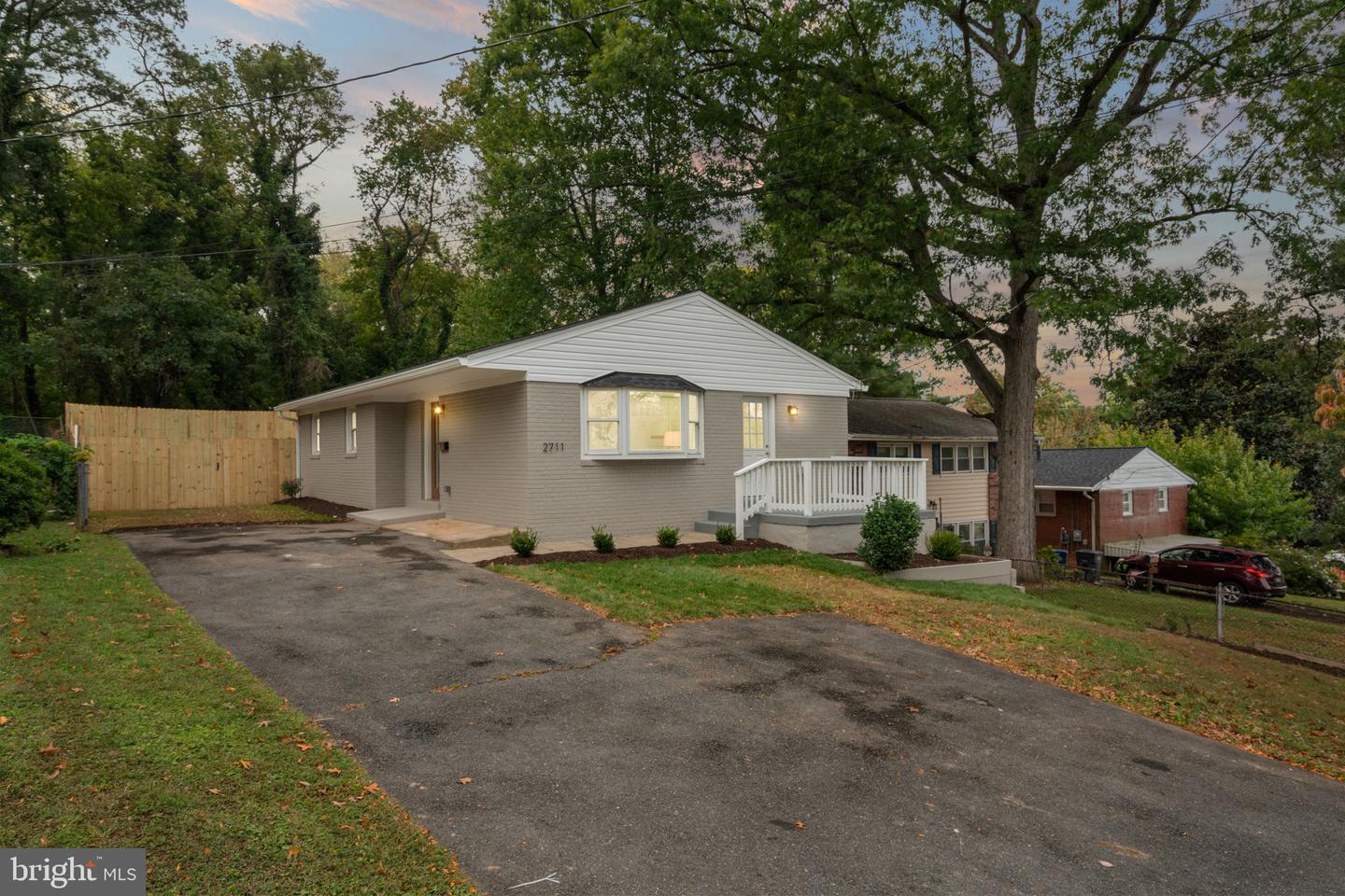 2711 GROVETON ST, ALEXANDRIA, Virginia 22306, 5 Bedrooms Bedrooms, ,3 BathroomsBathrooms,Residential,For sale,2711 GROVETON ST,VAFX2274404 MLS # VAFX2274404