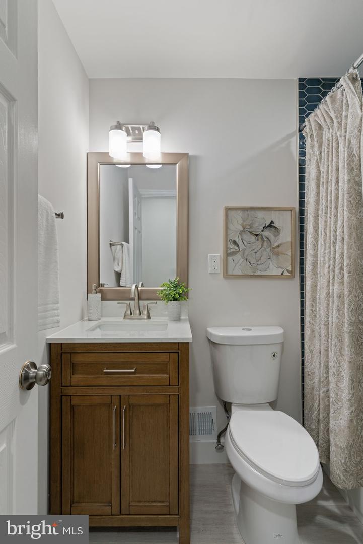 2711 GROVETON ST, ALEXANDRIA, Virginia 22306, 5 Bedrooms Bedrooms, ,3 BathroomsBathrooms,Residential,For sale,2711 GROVETON ST,VAFX2274404 MLS # VAFX2274404