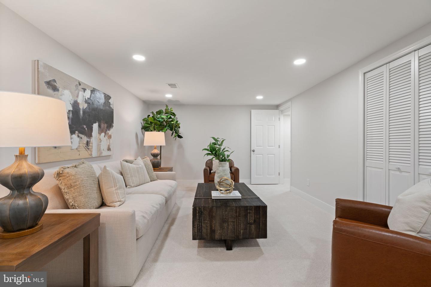 2711 GROVETON ST, ALEXANDRIA, Virginia 22306, 5 Bedrooms Bedrooms, ,3 BathroomsBathrooms,Residential,For sale,2711 GROVETON ST,VAFX2274404 MLS # VAFX2274404