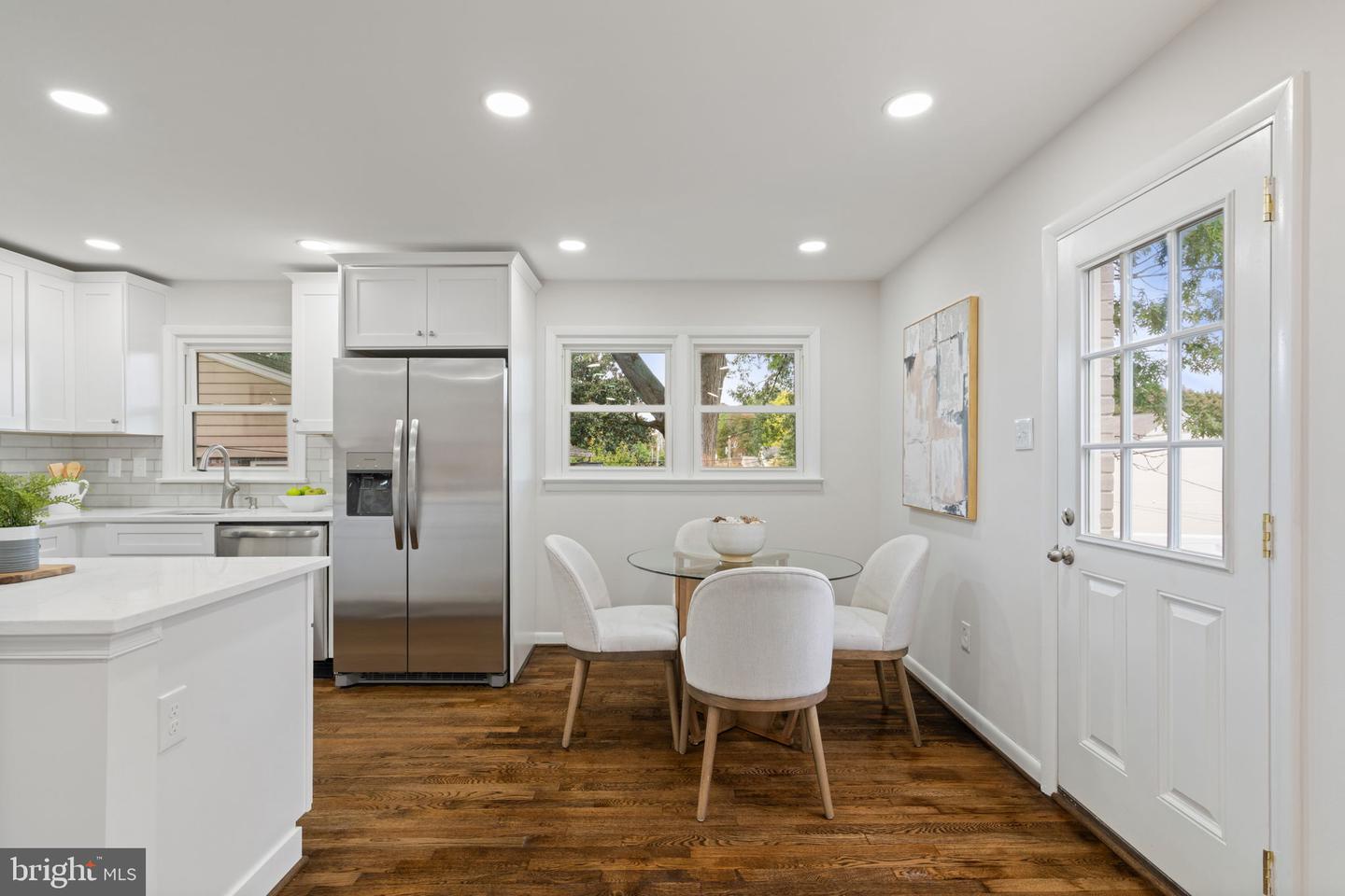 2711 GROVETON ST, ALEXANDRIA, Virginia 22306, 5 Bedrooms Bedrooms, ,3 BathroomsBathrooms,Residential,For sale,2711 GROVETON ST,VAFX2274404 MLS # VAFX2274404