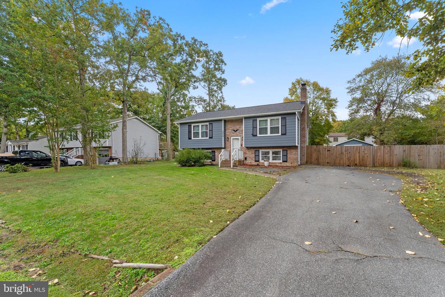 5406 LEE WHITE LN, FREDERICKSBURG, Virginia 22407, 4 Bedrooms Bedrooms, ,2 BathroomsBathrooms,Residential,For sale,5406 LEE WHITE LN,VASP2036922 MLS # VASP2036922