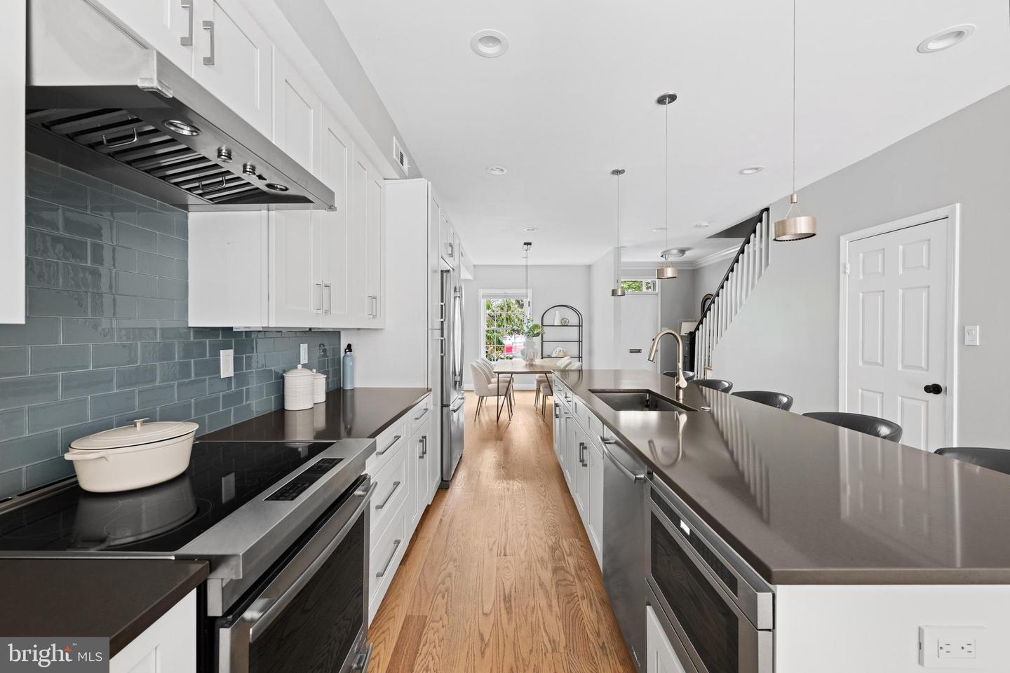 4224 RIVER RD NW, WASHINGTON, District Of Columbia 20016, 4 Bedrooms Bedrooms, ,3 BathroomsBathrooms,Residential,For sale,4224 RIVER RD NW,DCDC2227146 MLS # DCDC2227146