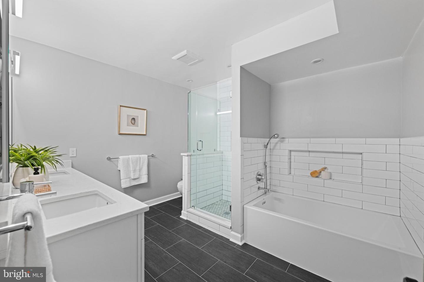 4224 RIVER RD NW, WASHINGTON, District Of Columbia 20016, 4 Bedrooms Bedrooms, ,3 BathroomsBathrooms,Residential,For sale,4224 RIVER RD NW,DCDC2227146 MLS # DCDC2227146