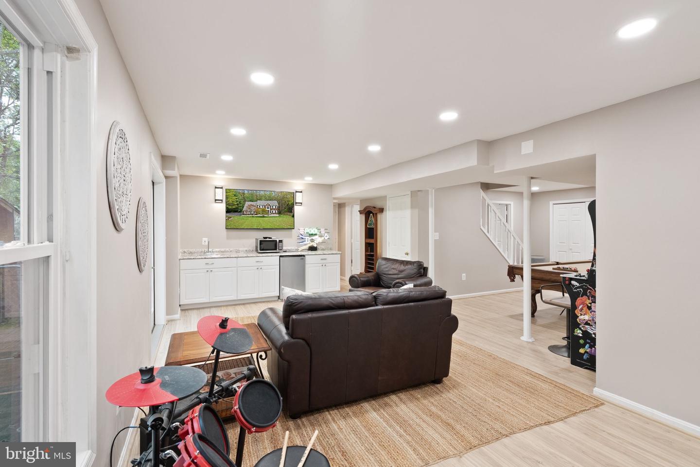 10303 BEAR CREEK DR, MANASSAS, Virginia 20111, 5 Bedrooms Bedrooms, 9 Rooms Rooms,3 BathroomsBathrooms,Residential,For sale,10303 BEAR CREEK DR,VAPW2106076 MLS # VAPW2106076