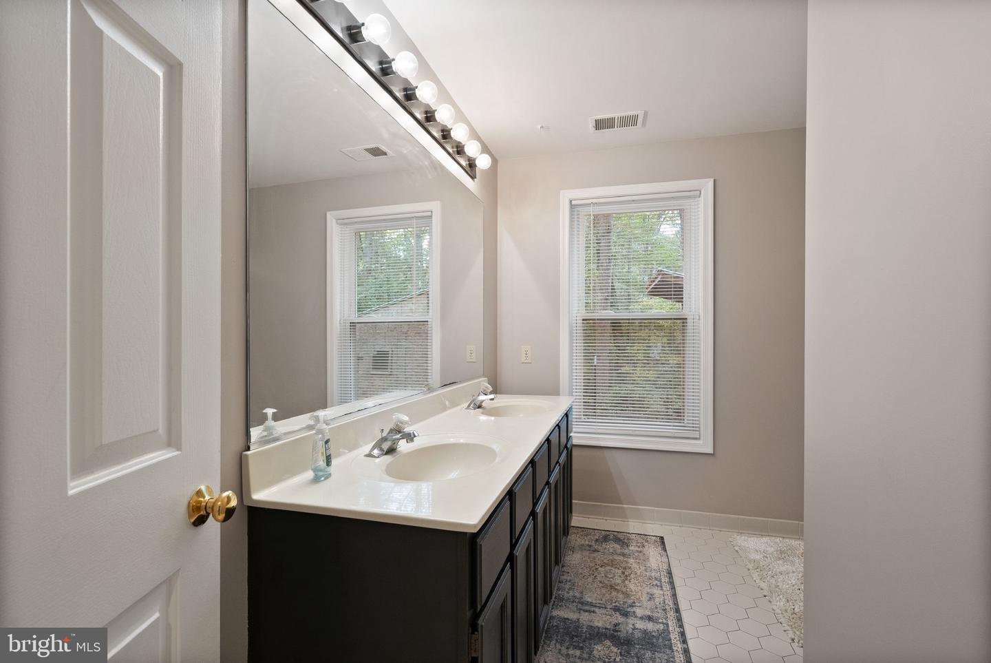 10303 BEAR CREEK DR, MANASSAS, Virginia 20111, 5 Bedrooms Bedrooms, 9 Rooms Rooms,3 BathroomsBathrooms,Residential,For sale,10303 BEAR CREEK DR,VAPW2106076 MLS # VAPW2106076
