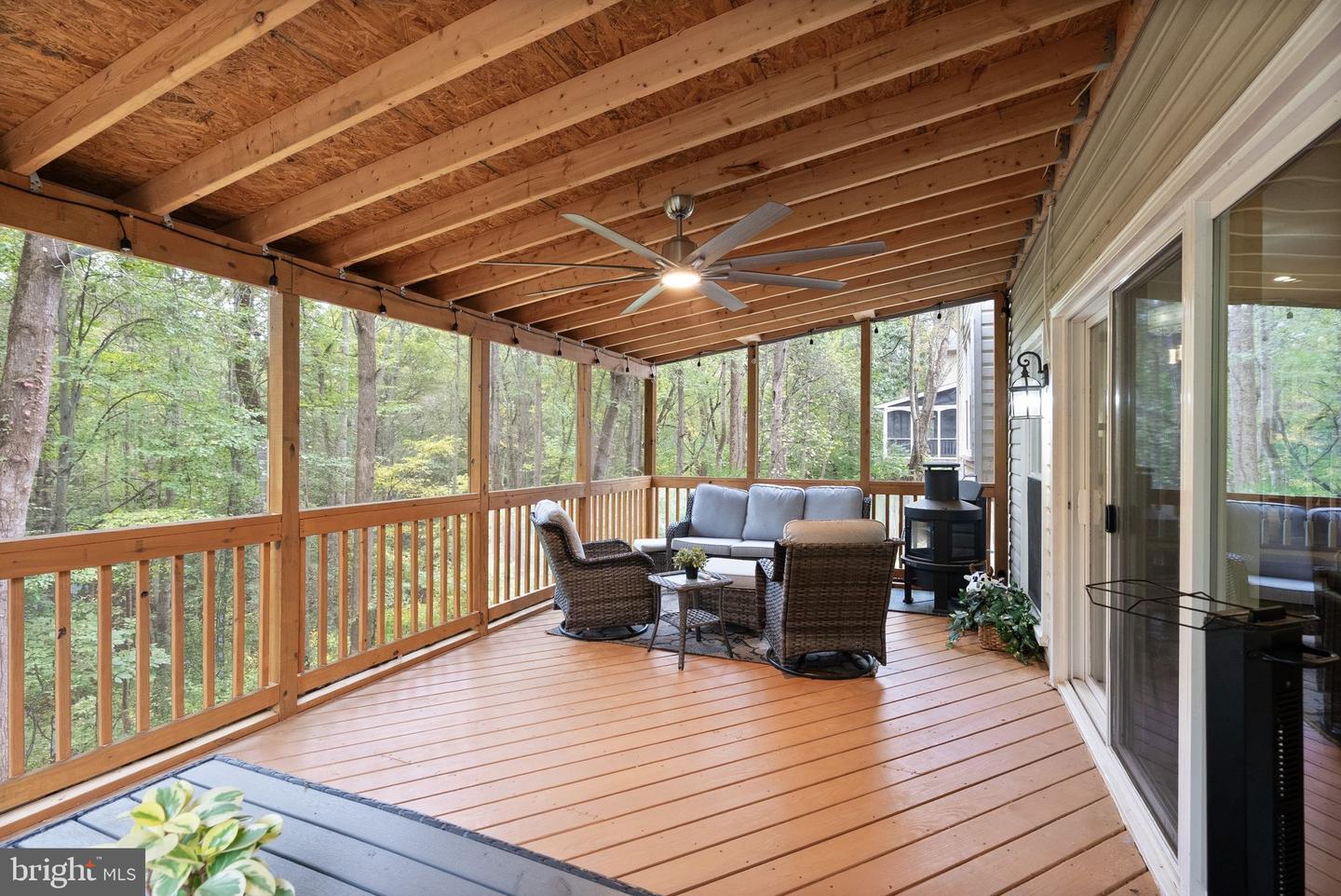 10303 BEAR CREEK DR, MANASSAS, Virginia 20111, 5 Bedrooms Bedrooms, 9 Rooms Rooms,3 BathroomsBathrooms,Residential,For sale,10303 BEAR CREEK DR,VAPW2106076 MLS # VAPW2106076