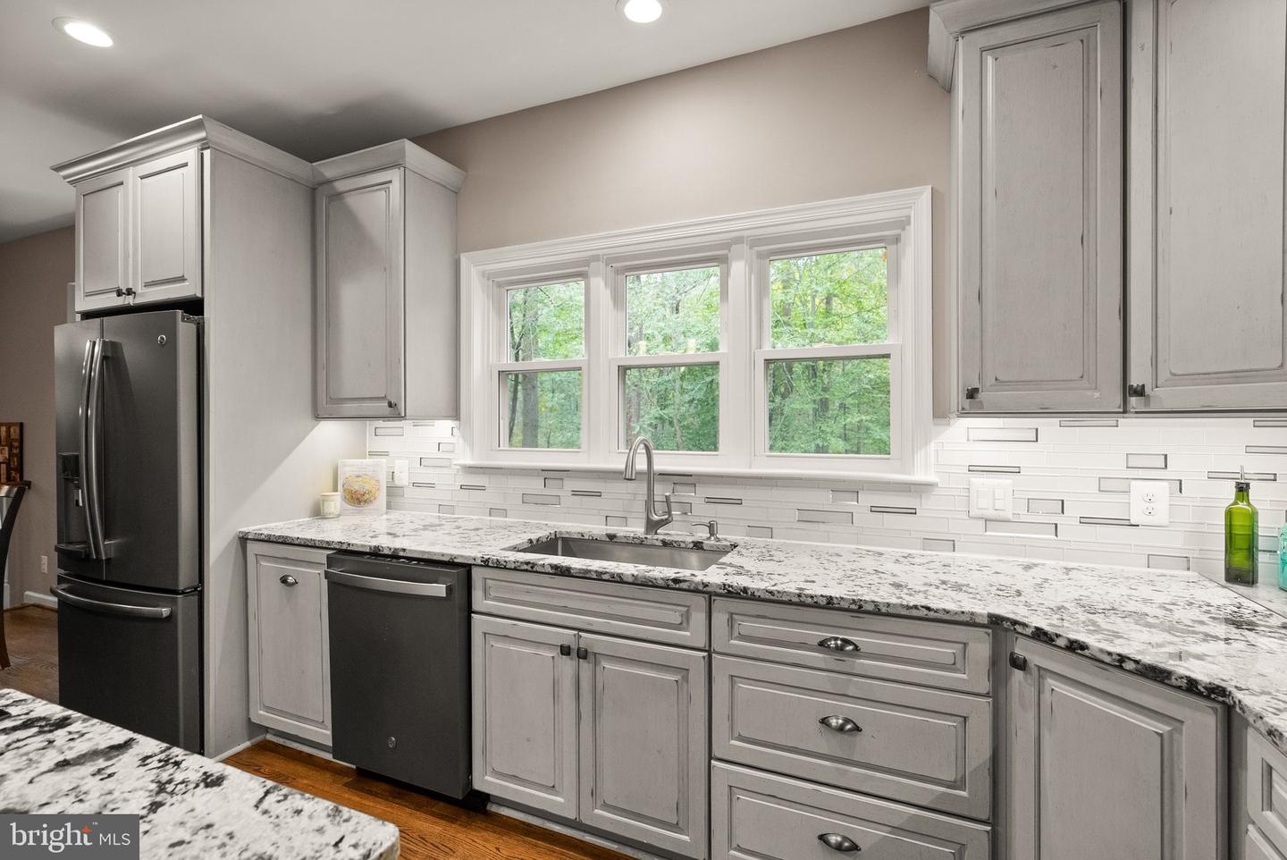 10303 BEAR CREEK DR, MANASSAS, Virginia 20111, 5 Bedrooms Bedrooms, 9 Rooms Rooms,3 BathroomsBathrooms,Residential,For sale,10303 BEAR CREEK DR,VAPW2106076 MLS # VAPW2106076