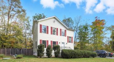 7168 BOTHA RD, BEALETON, Virginia 22712, 3 Bedrooms Bedrooms, 6 Rooms Rooms,2 BathroomsBathrooms,Residential,For sale,7168 BOTHA RD,VAFQ2019396 MLS # VAFQ2019396