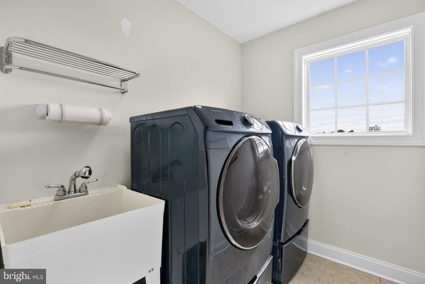 107 LACOSTA CT, WINCHESTER, Virginia 22602, 4 Bedrooms Bedrooms, ,3 BathroomsBathrooms,Residential,For sale,107 LACOSTA CT,VAFV2037422 MLS # VAFV2037422