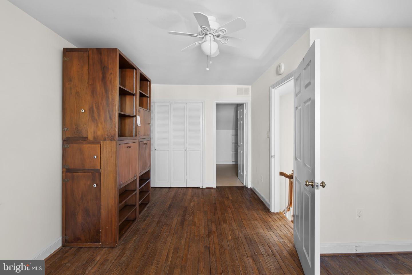 211 S WEST ST S, ALEXANDRIA, Virginia 22314, 3 Bedrooms Bedrooms, ,2 BathroomsBathrooms,Residential,For sale,211 S WEST ST S,VAAX2050878 MLS # VAAX2050878