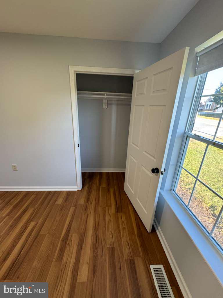 419 SUMMIT AVE, WINCHESTER, Virginia 22601, 5 Bedrooms Bedrooms, ,3 BathroomsBathrooms,Residential,For sale,419 SUMMIT AVE,VAWI2009258 MLS # VAWI2009258