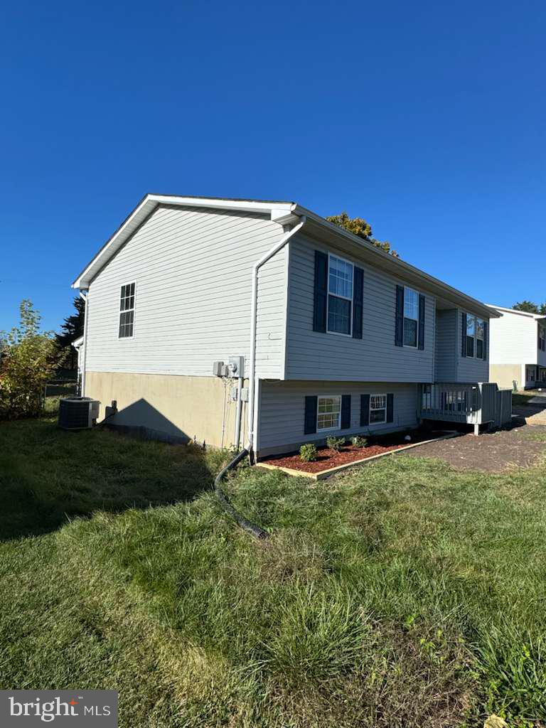 419 SUMMIT AVE, WINCHESTER, Virginia 22601, 5 Bedrooms Bedrooms, ,3 BathroomsBathrooms,Residential,For sale,419 SUMMIT AVE,VAWI2009258 MLS # VAWI2009258