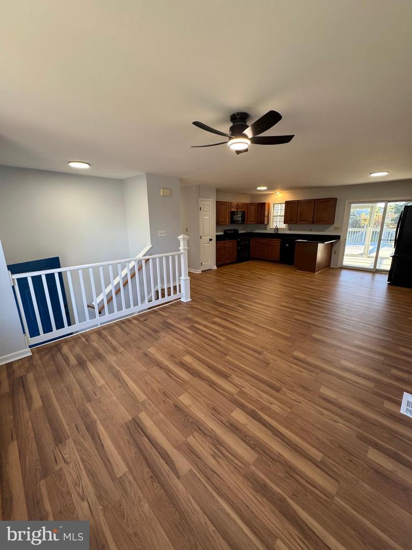 419 SUMMIT AVE, WINCHESTER, Virginia 22601, 5 Bedrooms Bedrooms, ,3 BathroomsBathrooms,Residential,For sale,419 SUMMIT AVE,VAWI2009258 MLS # VAWI2009258