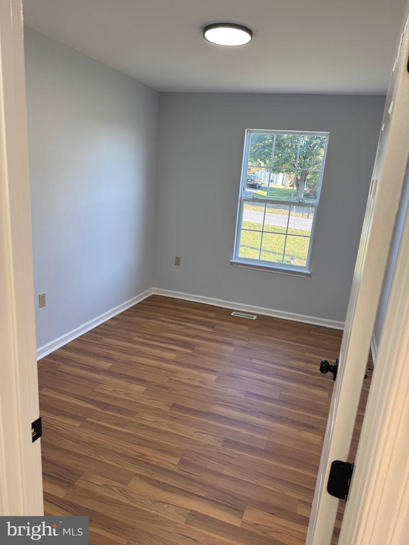 419 SUMMIT AVE, WINCHESTER, Virginia 22601, 5 Bedrooms Bedrooms, ,3 BathroomsBathrooms,Residential,For sale,419 SUMMIT AVE,VAWI2009258 MLS # VAWI2009258