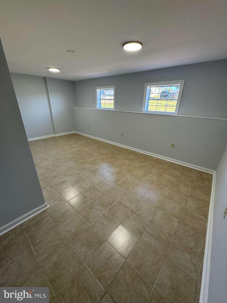 419 SUMMIT AVE, WINCHESTER, Virginia 22601, 5 Bedrooms Bedrooms, ,3 BathroomsBathrooms,Residential,For sale,419 SUMMIT AVE,VAWI2009258 MLS # VAWI2009258