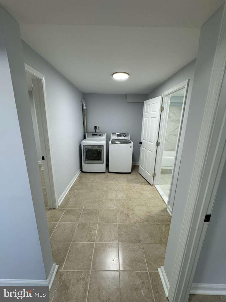 419 SUMMIT AVE, WINCHESTER, Virginia 22601, 5 Bedrooms Bedrooms, ,3 BathroomsBathrooms,Residential,For sale,419 SUMMIT AVE,VAWI2009258 MLS # VAWI2009258