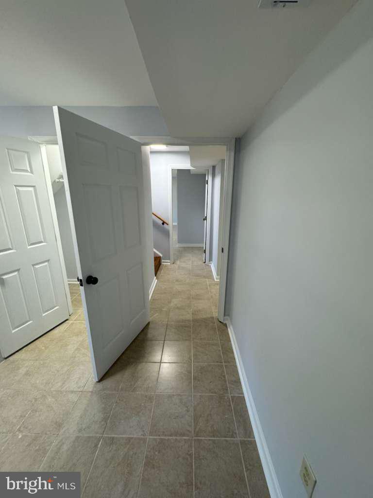 419 SUMMIT AVE, WINCHESTER, Virginia 22601, 5 Bedrooms Bedrooms, ,3 BathroomsBathrooms,Residential,For sale,419 SUMMIT AVE,VAWI2009258 MLS # VAWI2009258