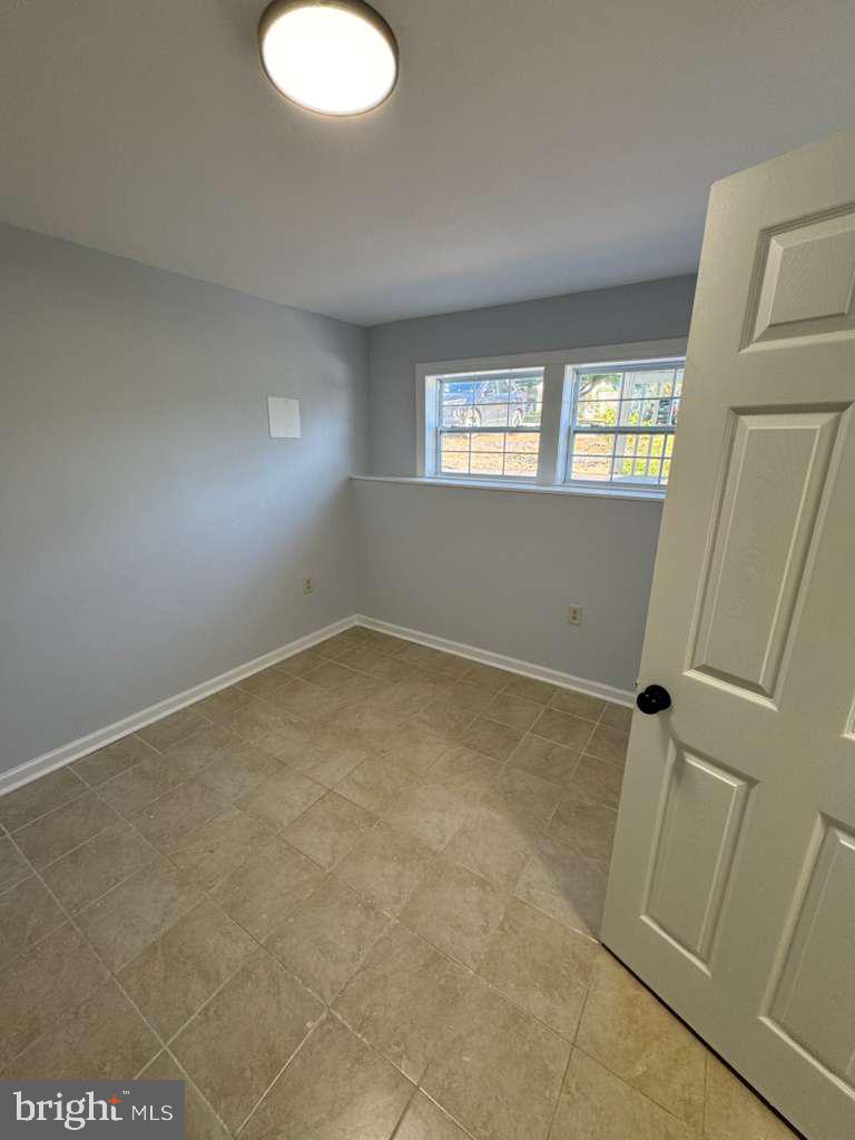 419 SUMMIT AVE, WINCHESTER, Virginia 22601, 5 Bedrooms Bedrooms, ,3 BathroomsBathrooms,Residential,For sale,419 SUMMIT AVE,VAWI2009258 MLS # VAWI2009258