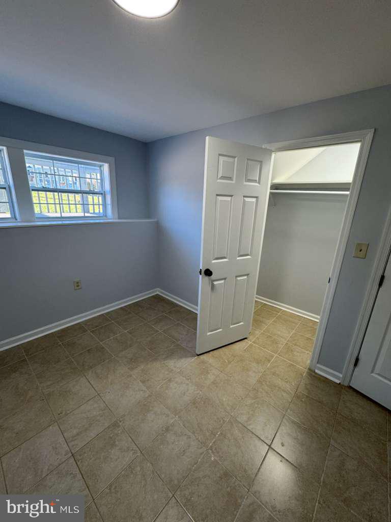 419 SUMMIT AVE, WINCHESTER, Virginia 22601, 5 Bedrooms Bedrooms, ,3 BathroomsBathrooms,Residential,For sale,419 SUMMIT AVE,VAWI2009258 MLS # VAWI2009258