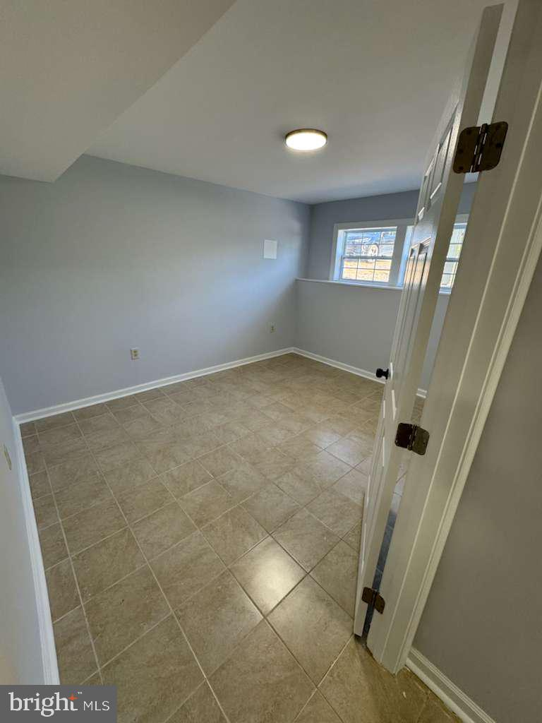 419 SUMMIT AVE, WINCHESTER, Virginia 22601, 5 Bedrooms Bedrooms, ,3 BathroomsBathrooms,Residential,For sale,419 SUMMIT AVE,VAWI2009258 MLS # VAWI2009258