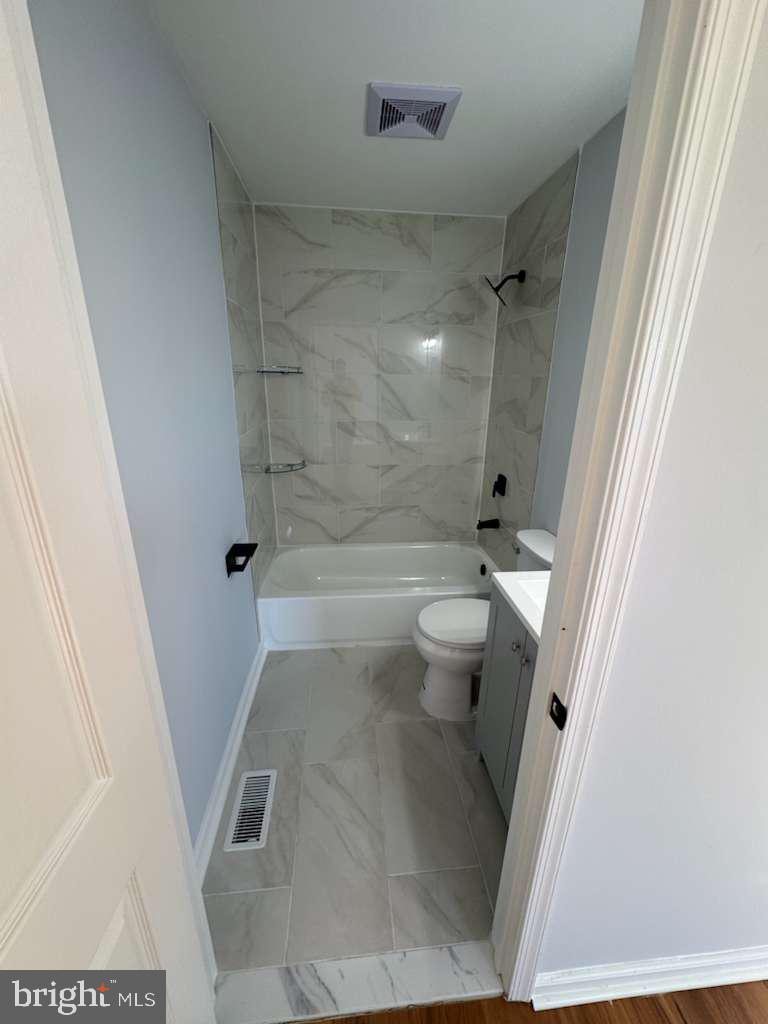 419 SUMMIT AVE, WINCHESTER, Virginia 22601, 5 Bedrooms Bedrooms, ,3 BathroomsBathrooms,Residential,For sale,419 SUMMIT AVE,VAWI2009258 MLS # VAWI2009258