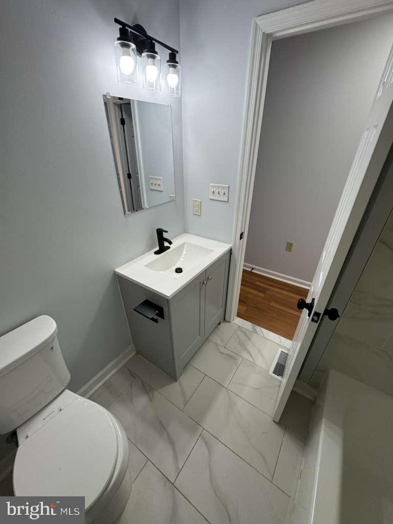 419 SUMMIT AVE, WINCHESTER, Virginia 22601, 5 Bedrooms Bedrooms, ,3 BathroomsBathrooms,Residential,For sale,419 SUMMIT AVE,VAWI2009258 MLS # VAWI2009258