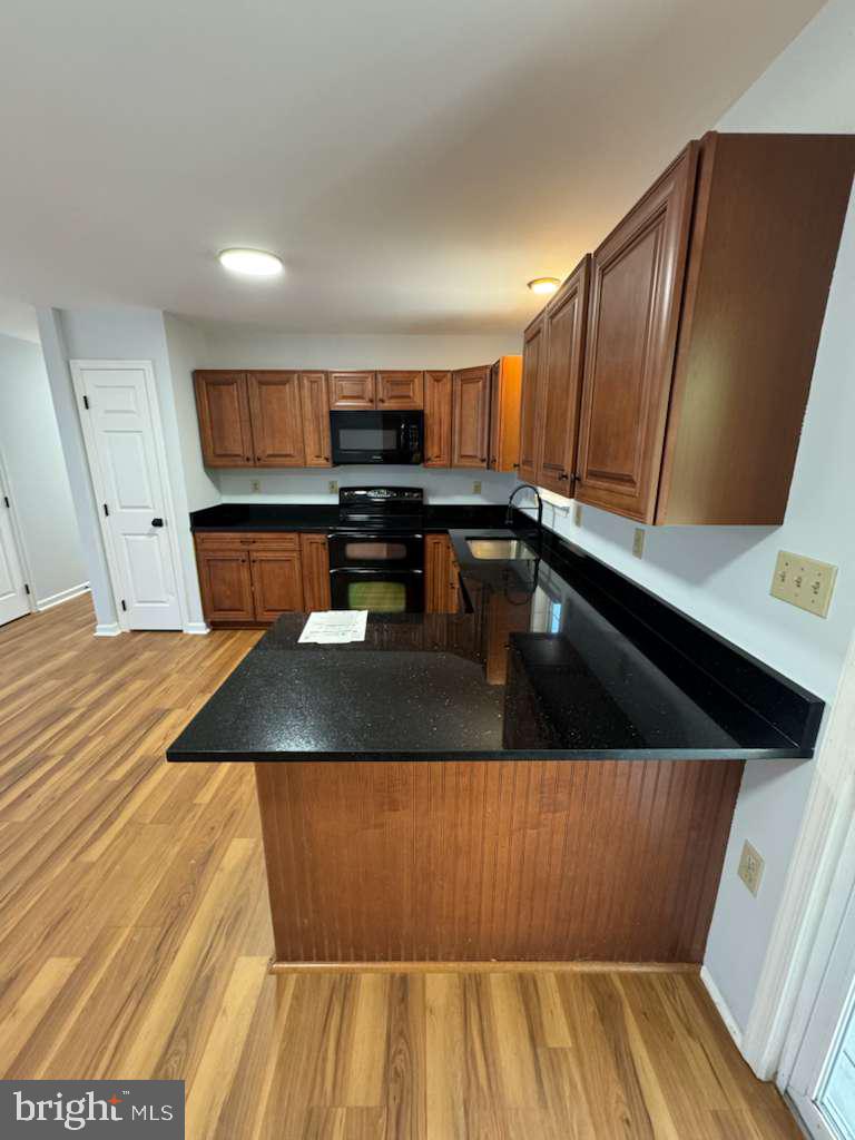 419 SUMMIT AVE, WINCHESTER, Virginia 22601, 5 Bedrooms Bedrooms, ,3 BathroomsBathrooms,Residential,For sale,419 SUMMIT AVE,VAWI2009258 MLS # VAWI2009258