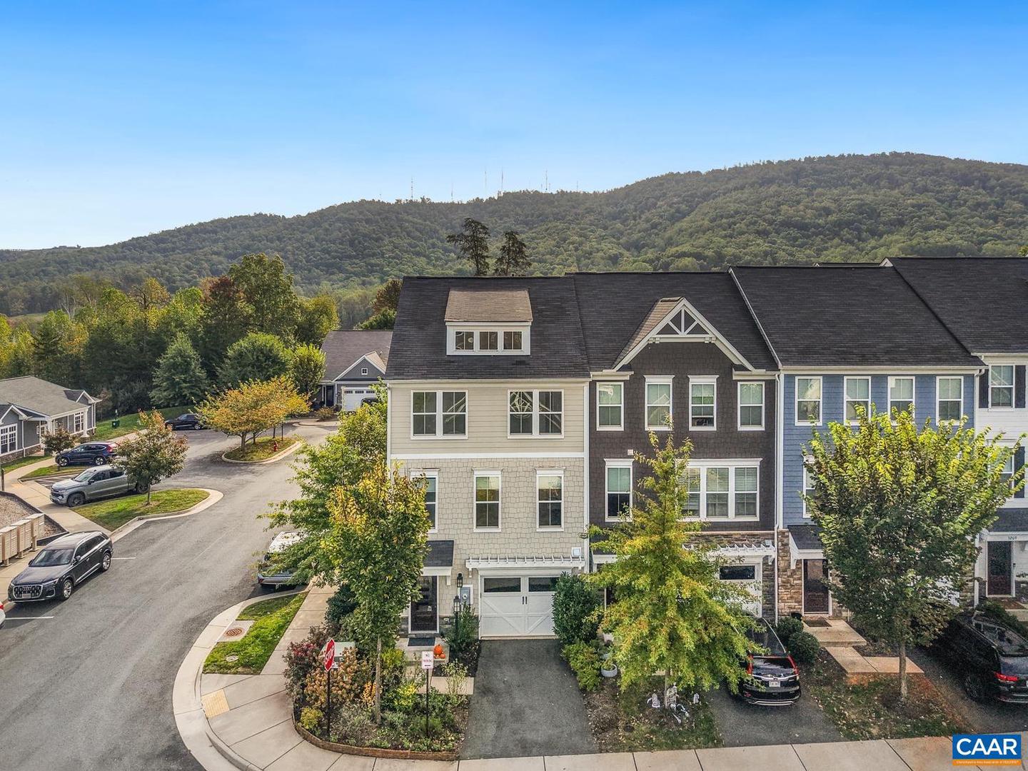 3203 BERGEN ST, CHARLOTTESVILLE, Virginia 22902, 4 Bedrooms Bedrooms, ,3 BathroomsBathrooms,Residential,For sale,3203 BERGEN ST,670069 MLS # 670069
