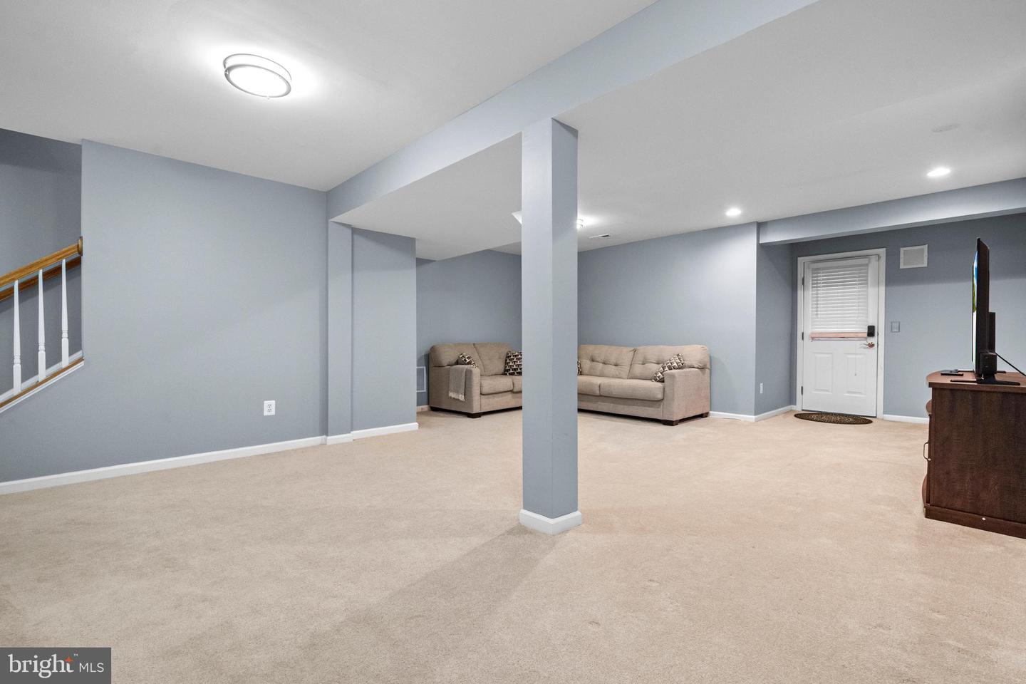9150 STONEGARDEN DR, LORTON, Virginia 22079, 5 Bedrooms Bedrooms, ,3 BathroomsBathrooms,Residential,For sale,9150 STONEGARDEN DR,VAFX2274672 MLS # VAFX2274672
