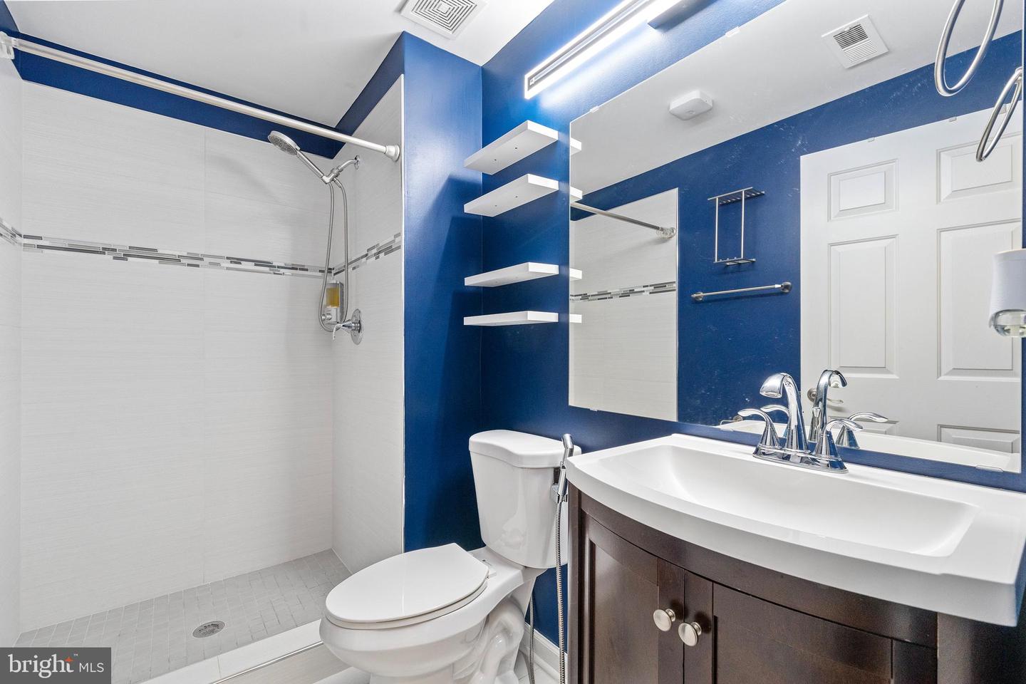 9150 STONEGARDEN DR, LORTON, Virginia 22079, 5 Bedrooms Bedrooms, ,3 BathroomsBathrooms,Residential,For sale,9150 STONEGARDEN DR,VAFX2274672 MLS # VAFX2274672