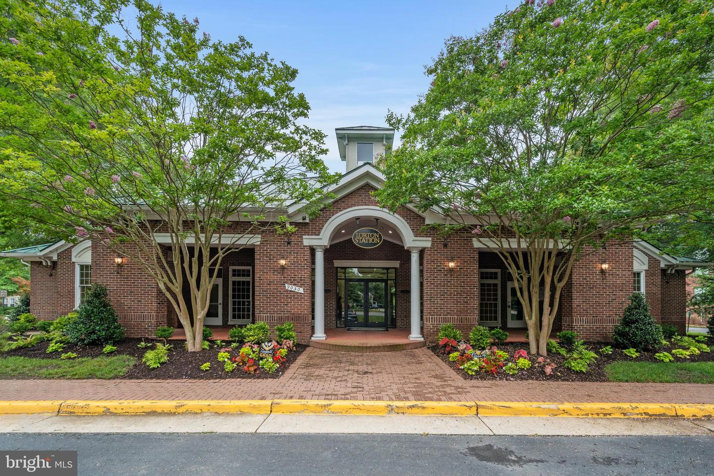 9150 STONEGARDEN DR, LORTON, Virginia 22079, 5 Bedrooms Bedrooms, ,3 BathroomsBathrooms,Residential,For sale,9150 STONEGARDEN DR,VAFX2274672 MLS # VAFX2274672