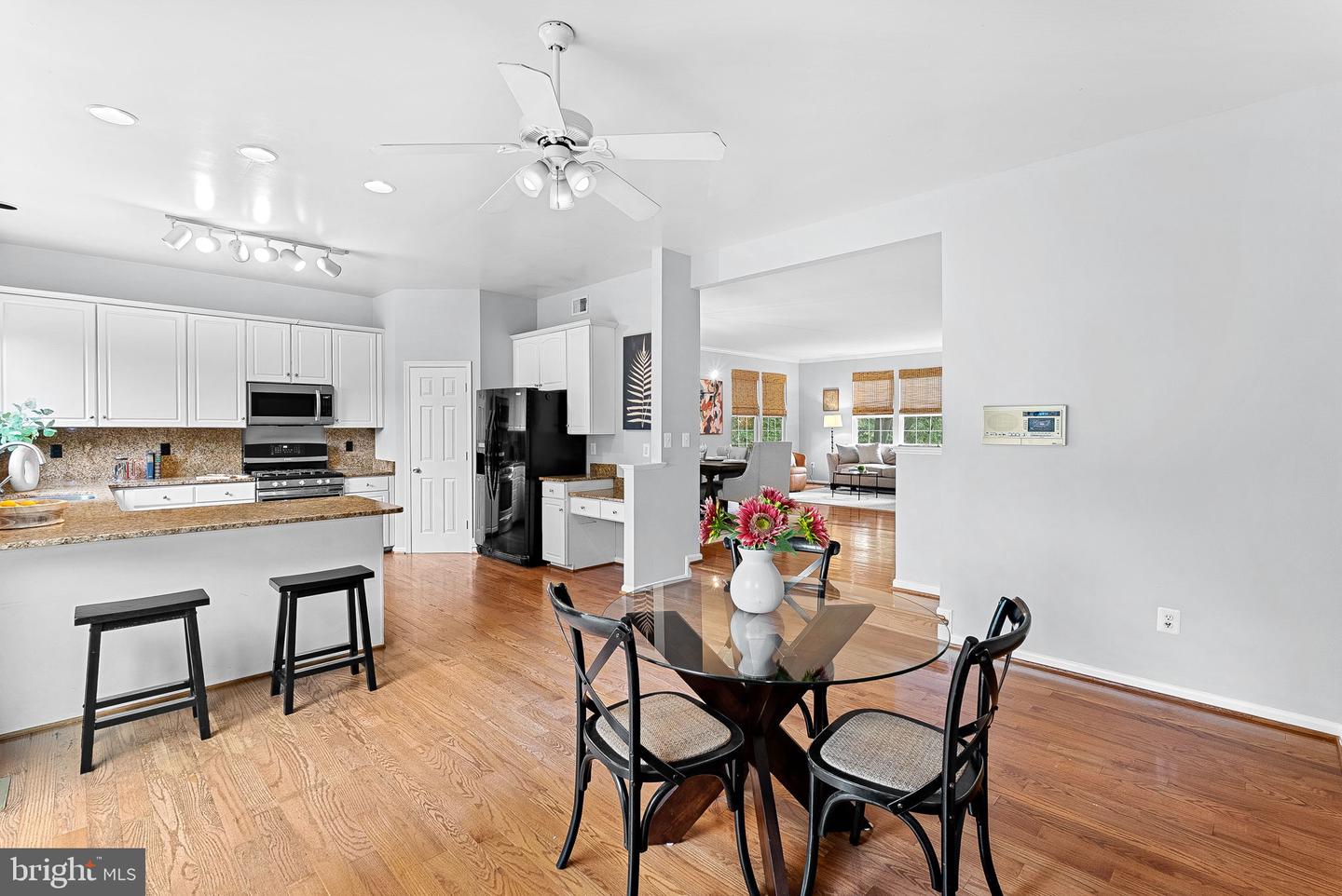 4009 ROSEMEADE DR, FAIRFAX, Virginia 22033, 3 Bedrooms Bedrooms, ,2 BathroomsBathrooms,Residential,For sale,4009 ROSEMEADE DR,VAFX2274684 MLS # VAFX2274684
