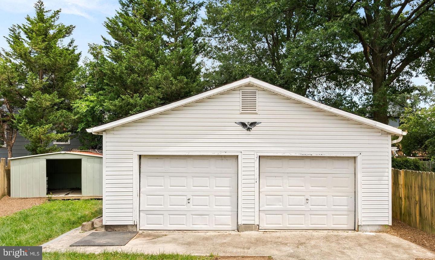 1805 S POLLARD ST, ARLINGTON, Virginia 22204, 4 Bedrooms Bedrooms, ,3 BathroomsBathrooms,Residential,For sale,1805 S POLLARD ST,VAAR2064994 MLS # VAAR2064994 1805 S POLLARD ST, ARLINGTON, Virginia 22204, 4 Bedrooms Bedrooms, ,3 BathroomsBathrooms,Residential,For sale,1805 S POLLARD ST,VAAR2064994 MLS # VAAR2064994