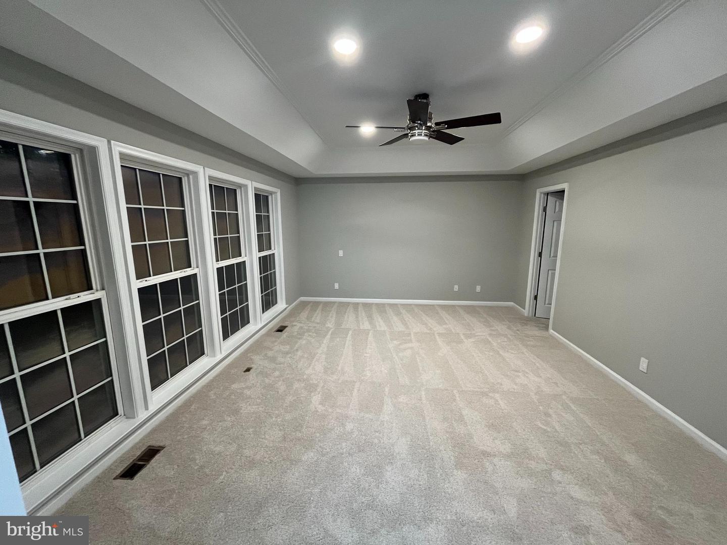 13975 TANNERS HOUSE WAY, CENTREVILLE, Virginia 20121, 4 Bedrooms Bedrooms, ,3 BathroomsBathrooms,Residential,For sale,13975 TANNERS HOUSE WAY,VAFX2274702 MLS # VAFX2274702