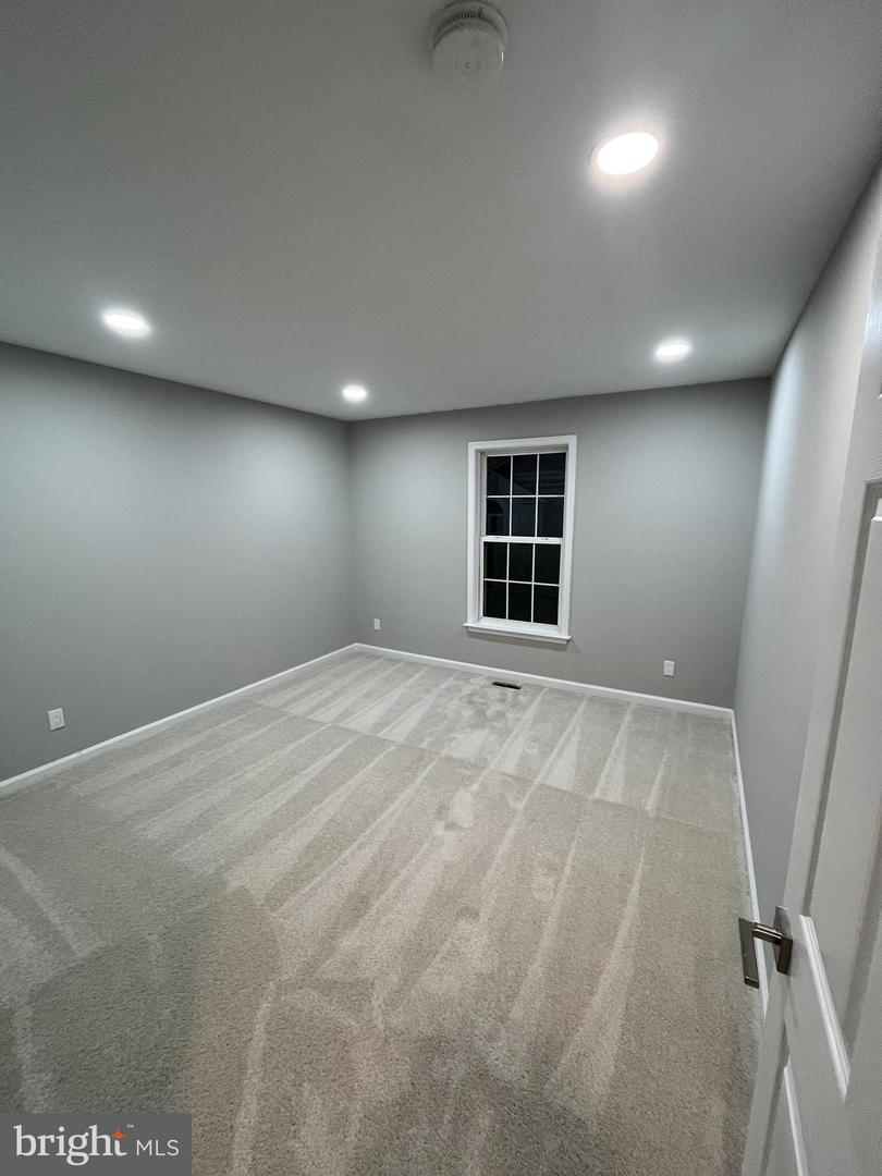 13975 TANNERS HOUSE WAY, CENTREVILLE, Virginia 20121, 4 Bedrooms Bedrooms, ,3 BathroomsBathrooms,Residential,For sale,13975 TANNERS HOUSE WAY,VAFX2274702 MLS # VAFX2274702