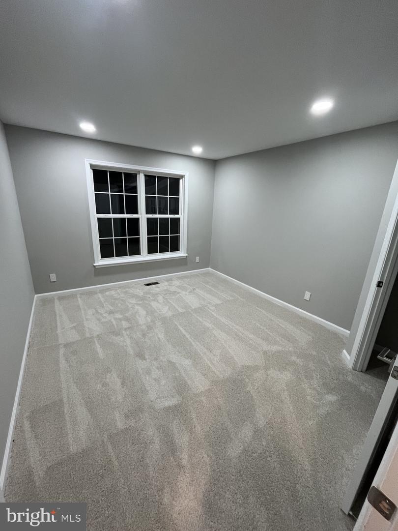 13975 TANNERS HOUSE WAY, CENTREVILLE, Virginia 20121, 4 Bedrooms Bedrooms, ,3 BathroomsBathrooms,Residential,For sale,13975 TANNERS HOUSE WAY,VAFX2274702 MLS # VAFX2274702