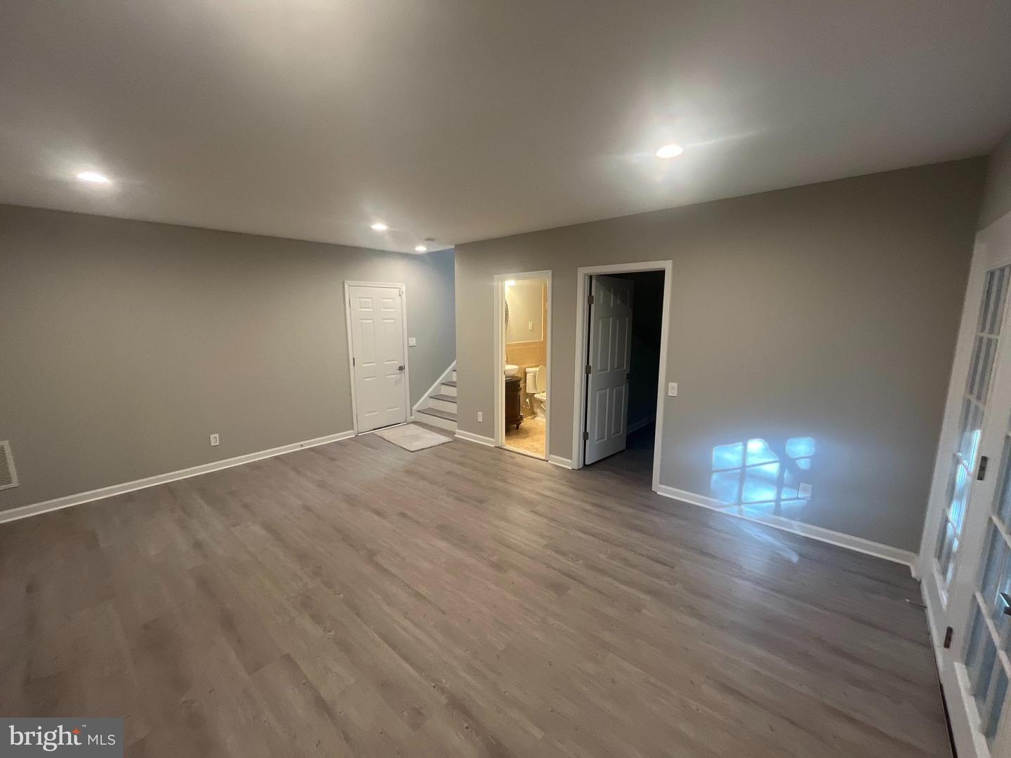 13975 TANNERS HOUSE WAY, CENTREVILLE, Virginia 20121, 4 Bedrooms Bedrooms, ,3 BathroomsBathrooms,Residential,For sale,13975 TANNERS HOUSE WAY,VAFX2274702 MLS # VAFX2274702