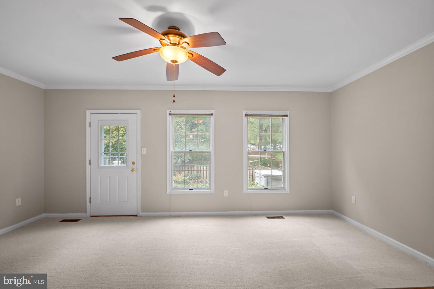 7945 BLUE GRAY CIR, MANASSAS, Virginia 20109, 2 Bedrooms Bedrooms, ,2 BathroomsBathrooms,Residential,For sale,7945 BLUE GRAY CIR,VAPW2106100 MLS # VAPW2106100