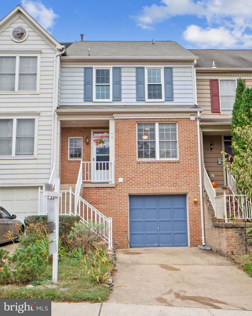7945 BLUE GRAY CIR, MANASSAS, Virginia 20109, 2 Bedrooms Bedrooms, ,2 BathroomsBathrooms,Residential,For sale,7945 BLUE GRAY CIR,VAPW2106100 MLS # VAPW2106100