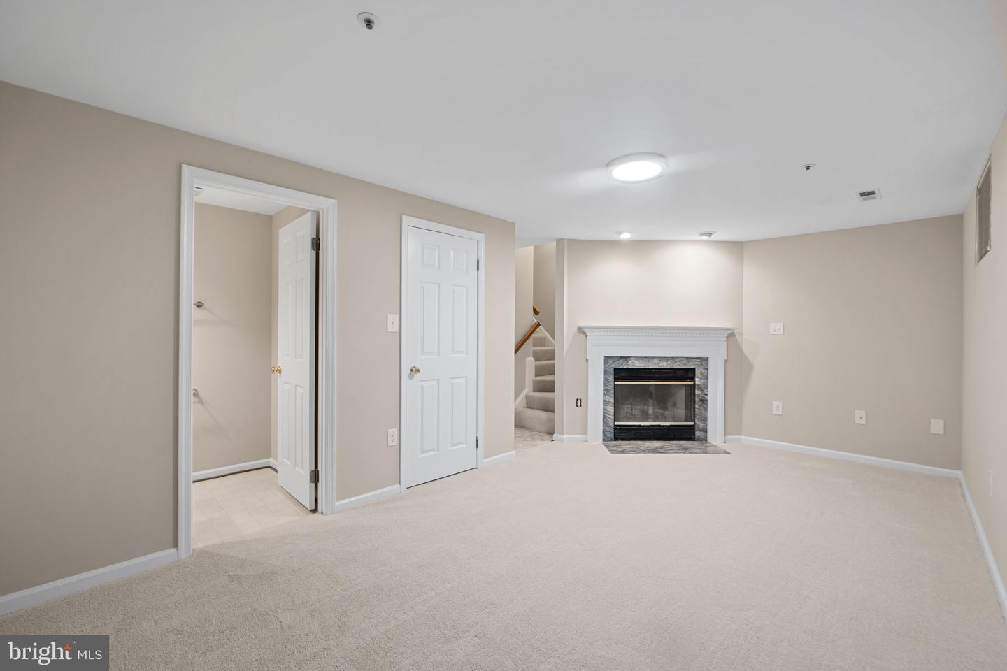 7945 BLUE GRAY CIR, MANASSAS, Virginia 20109, 2 Bedrooms Bedrooms, ,2 BathroomsBathrooms,Residential,For sale,7945 BLUE GRAY CIR,VAPW2106100 MLS # VAPW2106100
