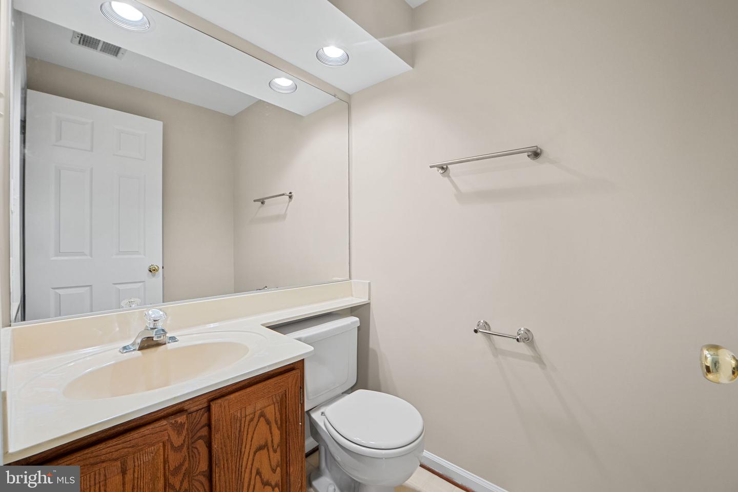 7945 BLUE GRAY CIR, MANASSAS, Virginia 20109, 2 Bedrooms Bedrooms, ,2 BathroomsBathrooms,Residential,For sale,7945 BLUE GRAY CIR,VAPW2106100 MLS # VAPW2106100