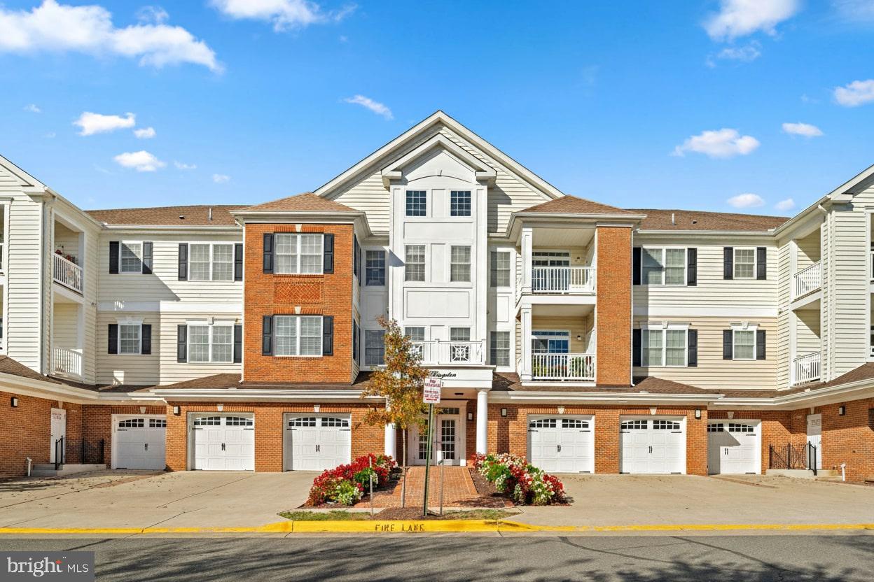 15201 ROYAL CREST DR, HAYMARKET, Virginia 20169, 2 Bedrooms Bedrooms, ,2 BathroomsBathrooms,Residential,For sale,15201 ROYAL CREST DR,VAPW2106110 MLS # VAPW2106110