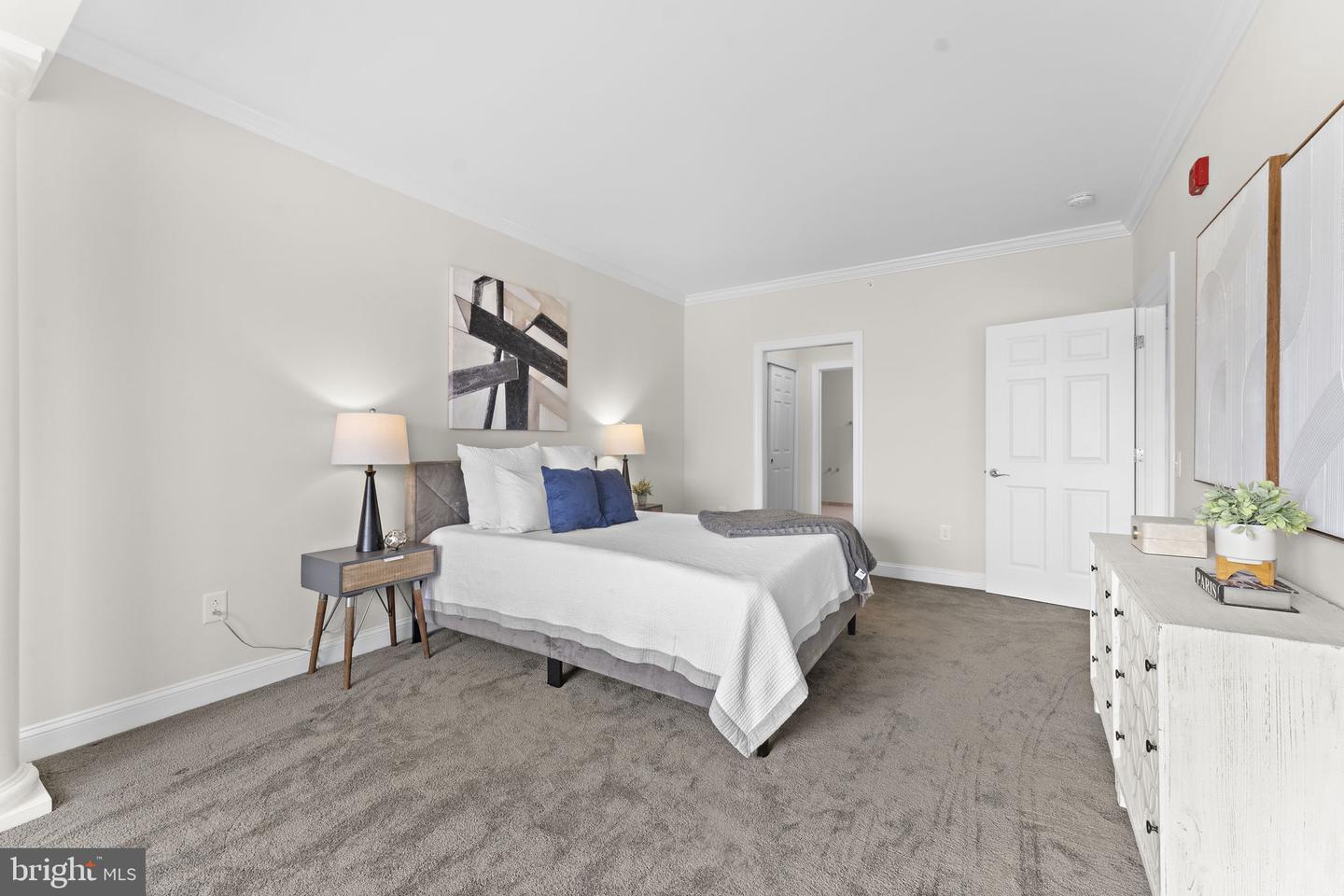 15201 ROYAL CREST DR, HAYMARKET, Virginia 20169, 2 Bedrooms Bedrooms, ,2 BathroomsBathrooms,Residential,For sale,15201 ROYAL CREST DR,VAPW2106110 MLS # VAPW2106110
