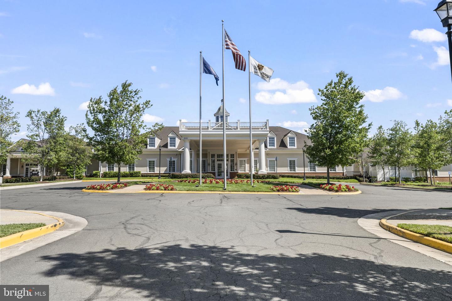 15201 ROYAL CREST DR, HAYMARKET, Virginia 20169, 2 Bedrooms Bedrooms, ,2 BathroomsBathrooms,Residential,For sale,15201 ROYAL CREST DR,VAPW2106110 MLS # VAPW2106110