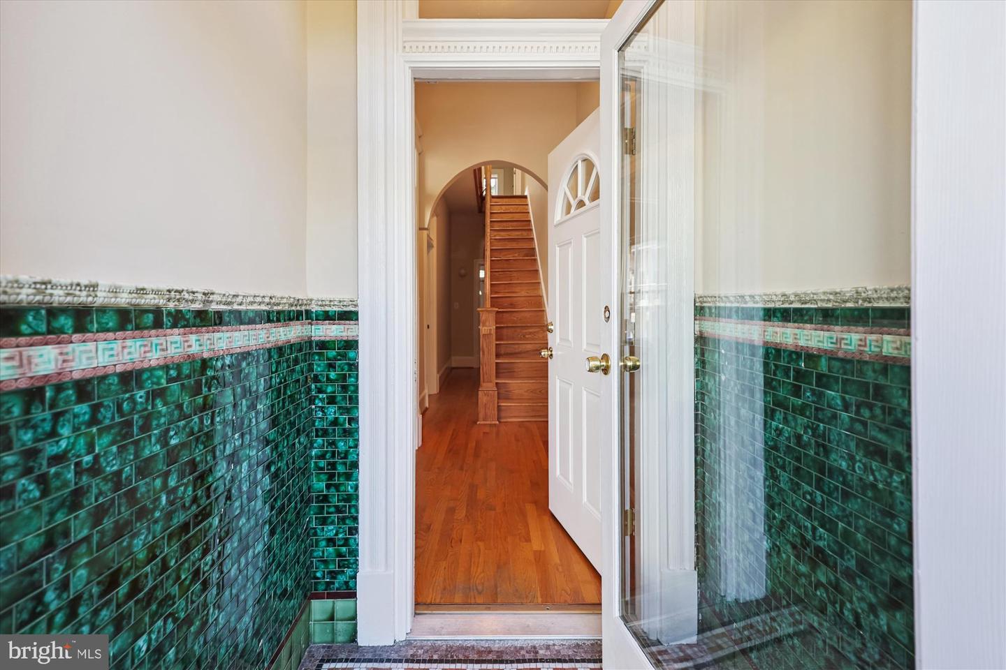 14 SEATON PL NW, WASHINGTON, District Of Columbia 20001, 4 Bedrooms Bedrooms, 7 Rooms Rooms,3 BathroomsBathrooms,Residential,For sale,14 SEATON PL NW,DCDC2227364 MLS # DCDC2227364