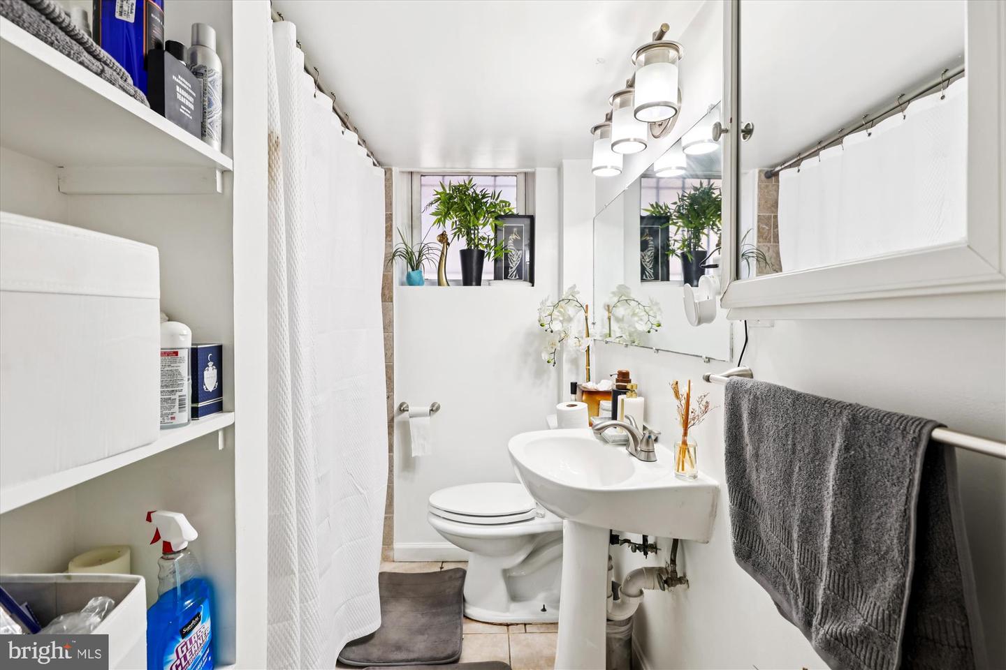 14 SEATON PL NW, WASHINGTON, District Of Columbia 20001, 4 Bedrooms Bedrooms, 7 Rooms Rooms,3 BathroomsBathrooms,Residential,For sale,14 SEATON PL NW,DCDC2227364 MLS # DCDC2227364