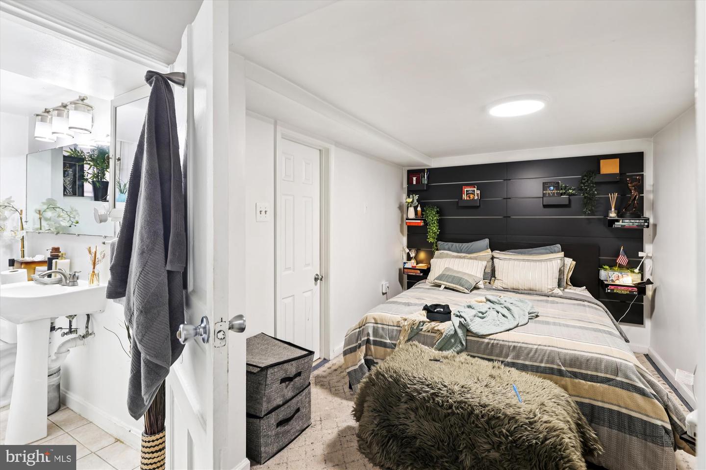14 SEATON PL NW, WASHINGTON, District Of Columbia 20001, 4 Bedrooms Bedrooms, 7 Rooms Rooms,3 BathroomsBathrooms,Residential,For sale,14 SEATON PL NW,DCDC2227364 MLS # DCDC2227364