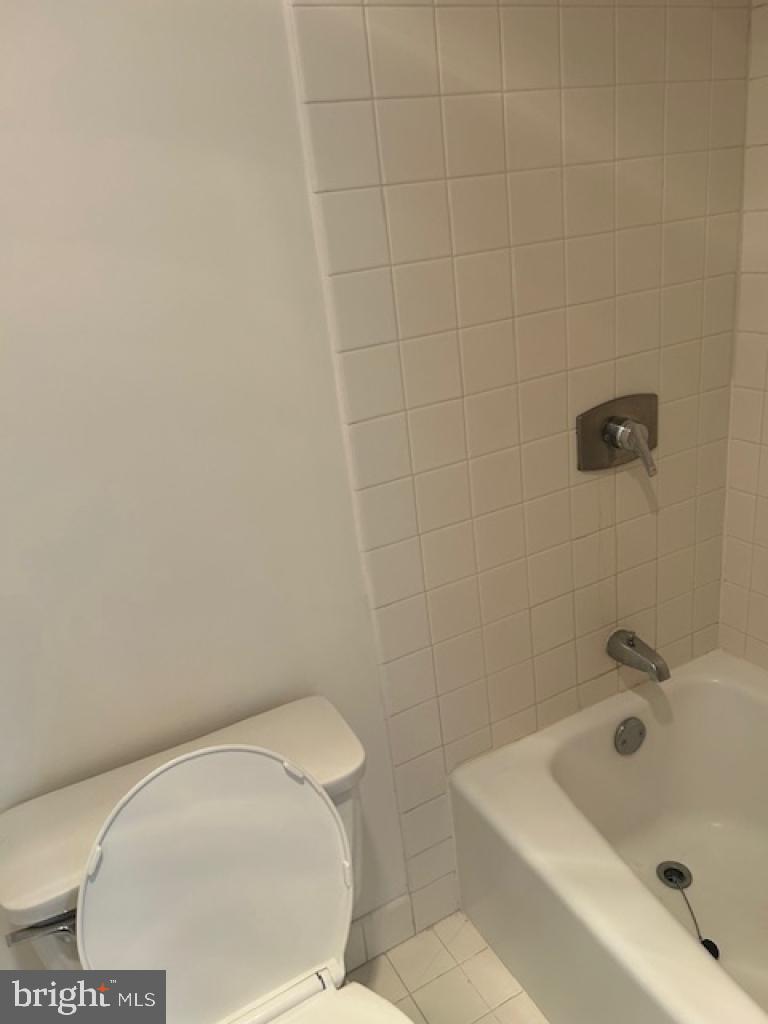3701 S GEORGE MASON DR #611N, FALLS CHURCH, Virginia 22041, 2 Bedrooms Bedrooms, ,1 BathroomBathrooms,Residential,For sale,3701 S GEORGE MASON DR #611N,VAFX2274766 MLS # VAFX2274766