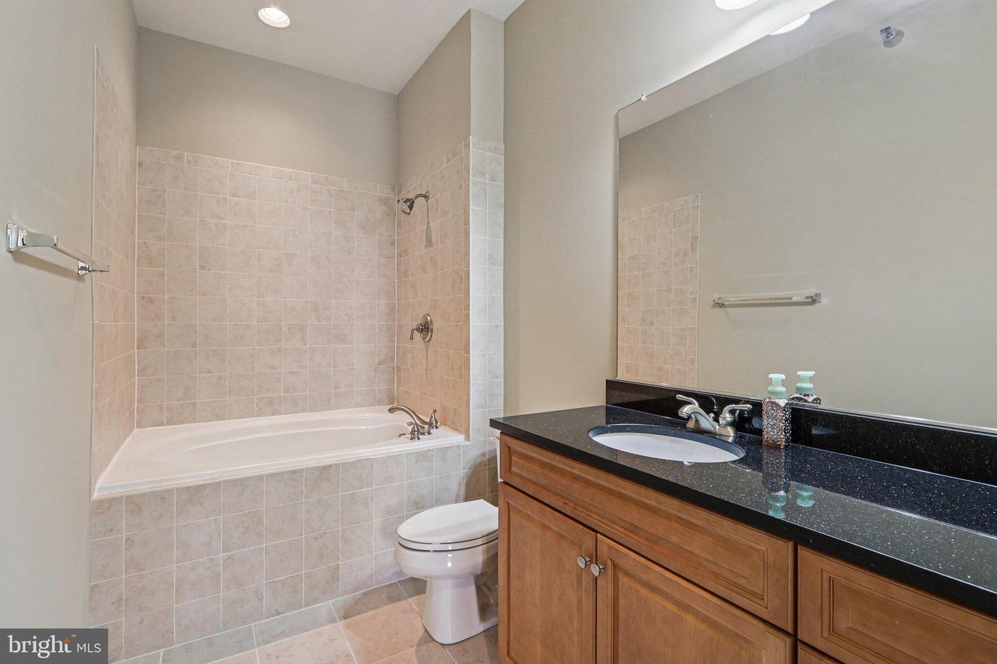 680 WATERMANS DR #505, WOODBRIDGE, Virginia 22191, 2 Bedrooms Bedrooms, 10 Rooms Rooms,2 BathroomsBathrooms,Residential,For sale,680 WATERMANS DR #505,VAPW2106134 MLS # VAPW2106134